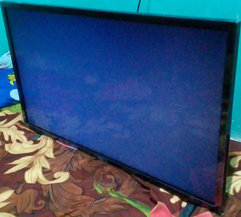 Layar TV LED Blank